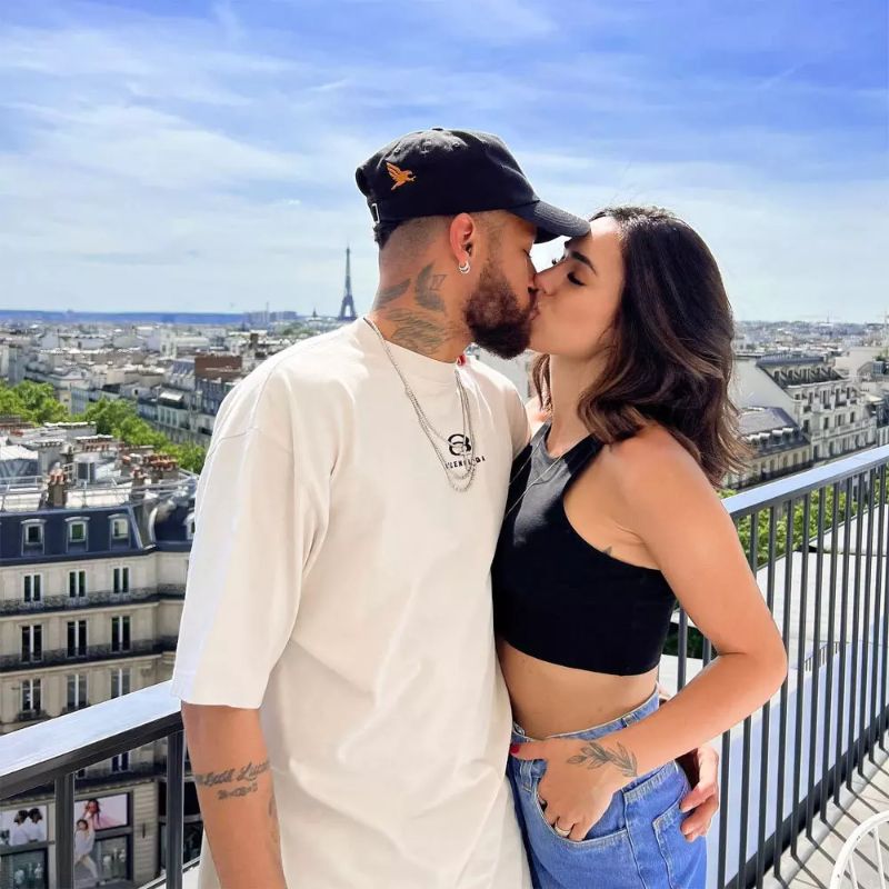 Vợ Của Neymar Là Ai Và Hành Trình Trở Thành Người Nhà